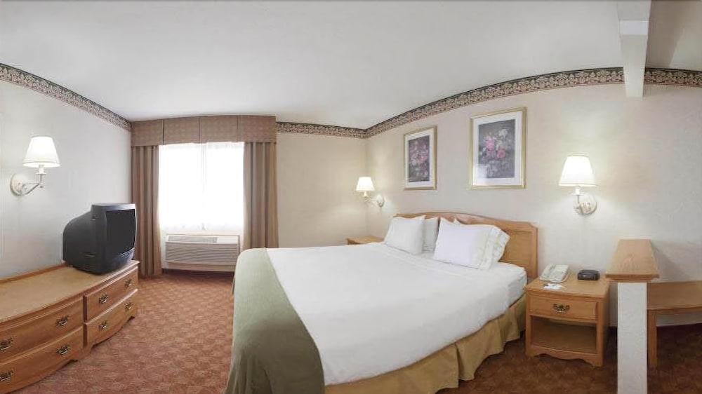 Holiday Inn Express Hotel & Suites Wauseon By Ihg Exteriér fotografie